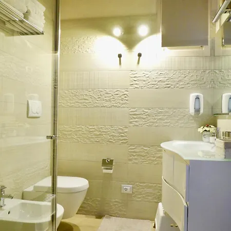 Apartment Phoenix Garda Hills Sirmione