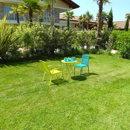 Апартаменты Phoenix Garda Hills