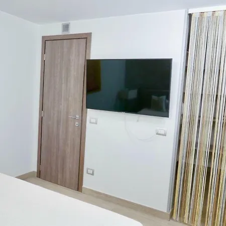 Phoenix Garda Hills Apartment *