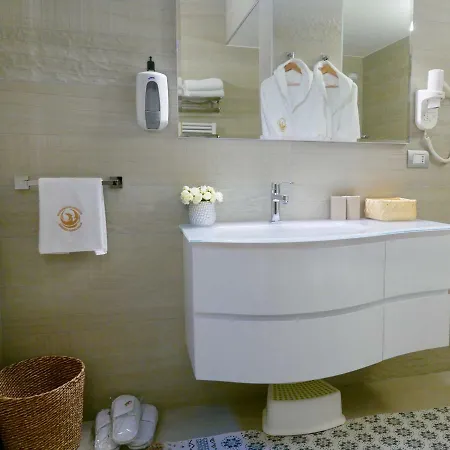 Phoenix Garda Hills *