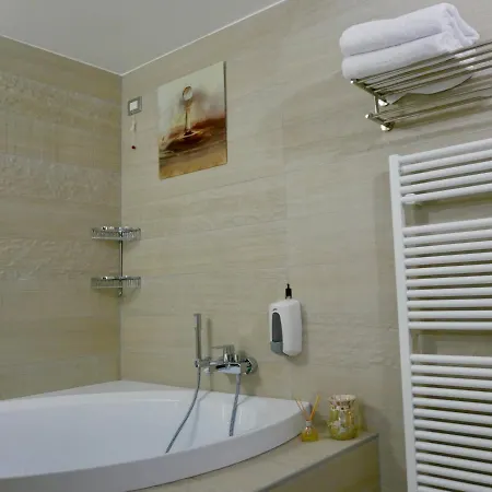 Apartment Phoenix Garda Hills Sirmione